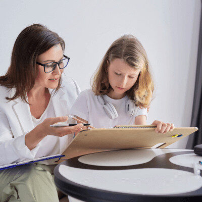 Pedagog szkolny z&nbsp;terapią pedagogiczną